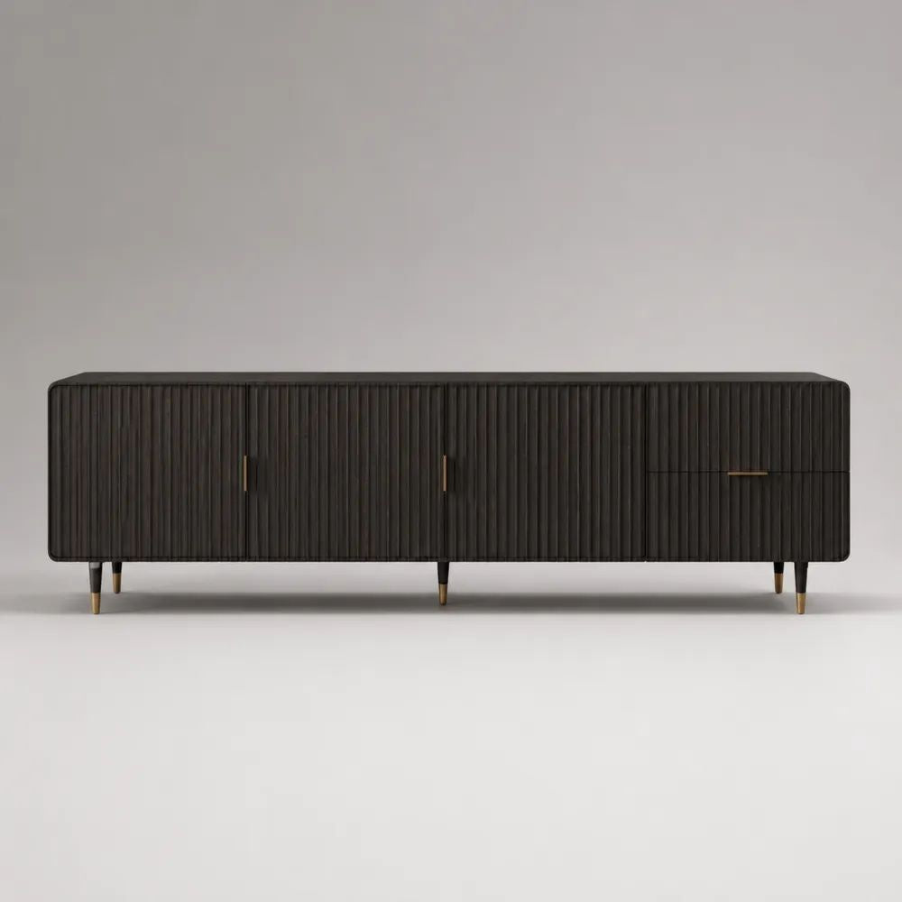 Meuble télé bas en bois noir et brun foncé avec détails en métal finition laiton, 3 portes et 2 tiroirs, 220 × 42 × 65 cm